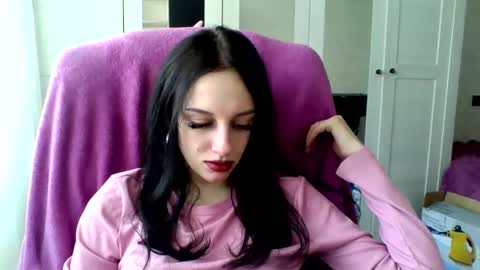 Ivy online show from 02.12.25