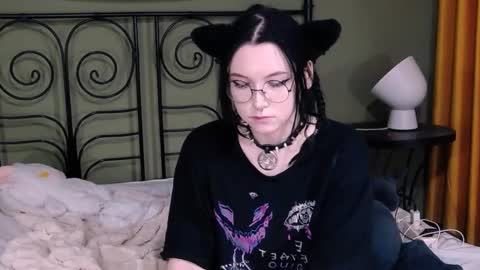 Snapshot of blacky_tea chatting on 03.08.25 blacky_tea online show from 03.08.25