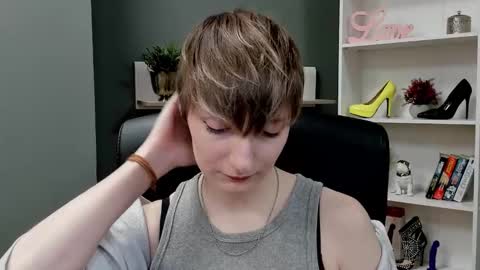 Blair online show from 10.21.25