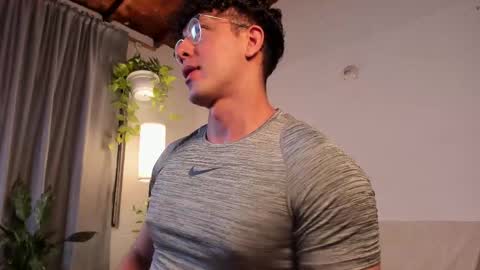 Blake Levi  Independent Model online show from 03.02.25