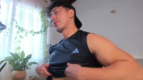 Blake Levi  Independent Model online show from 02.01.26