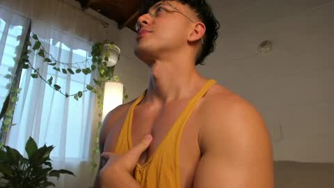 Snapshot of blake_levi chatting on 04.15.26 Blake Levi Independent Model online show from 04.15.26