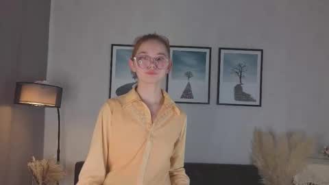 Snapshot of blakelatz chatting on 10.18.25 Eliza online show from 10.18.25