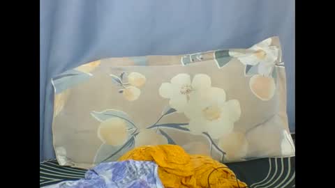 Snapshot of blessed_squiterr chatting on 02.10.26 ann online show from 02.10.26