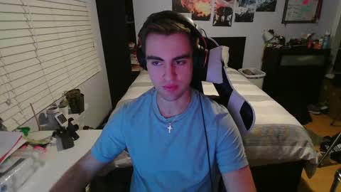 Snapshot of blimeyjimey chatting on 01.17.25 blimeyjimey online show from 01.17.25