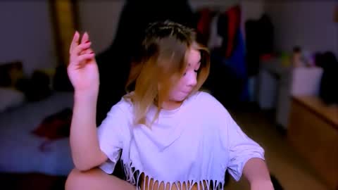 Snapshot of blinkofeyess chatting on 02.06.26 Nicole online show from 02.06.26