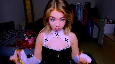 Snapshot of blinkofeyess chatting on 02.12.26 Nicole online show from 02.12.26