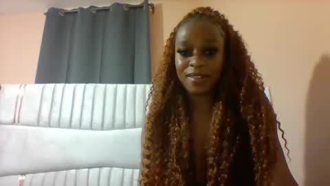 Snapshot of bliss_diva chatting on 10.25.25 Bliss diva online show from 10.25.25