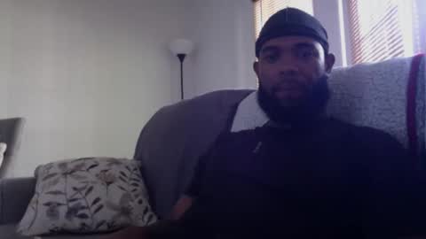 Snapshot of blksurfher chatting on 10.19.25 blksurfher online show from 10.19.25