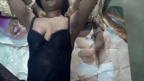 Snapshot of blktulipsxx chatting on 10.29.25 Lola online show from 10.29.25