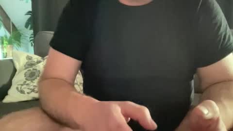 BlIdoL online show from 11.18.25