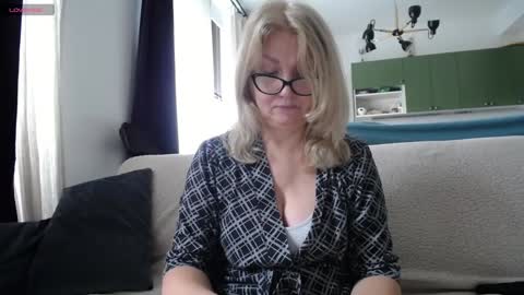 Karina online show from 01.27.25