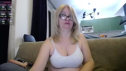 Karina online show from 02.20.25