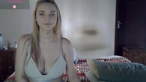 GokuPeach online show from 04.09.26