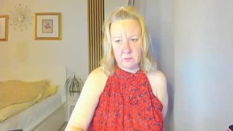 Nicole online show from 03.10.25