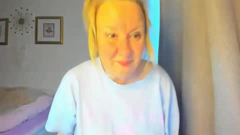 Nicole online show from 03.11.25