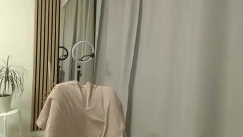 Nicole online show from 02.11.26