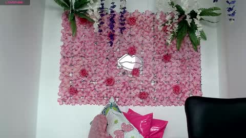 blonde_squirt_ online show from 01.24.25