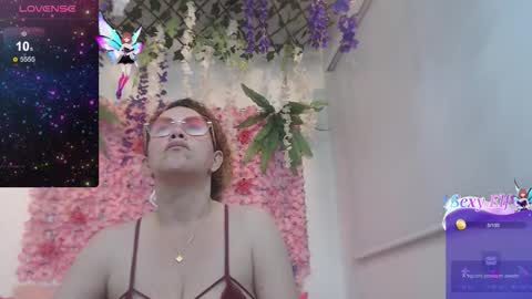 blonde_squirt_ online show from 01.06.26