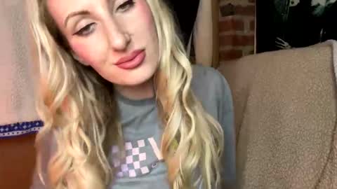 Gia  online show from 02.28.25