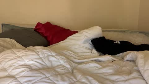 Snapshot of blondebunny999 chatting on 02.26.26 blondebunny999 online show from 02.26.26