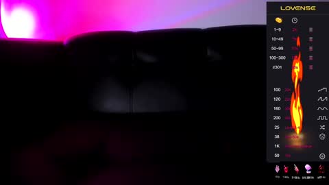 Snapshot of blondesjoy chatting on 01.12.25 Dana online show from 01.12.25
