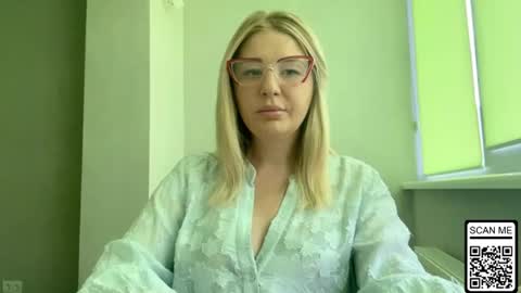 Snapshot of blondie_xoxoxo chatting on 07.10.26 blondie_xoxoxo online show from 07.10.26