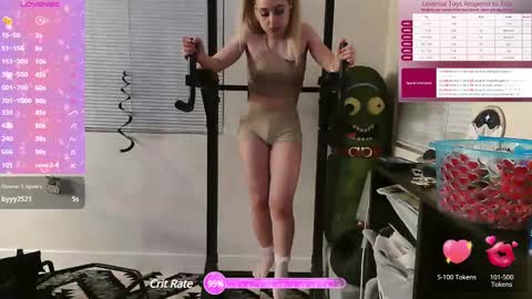 Snapshot of blondiebubblebooty chatting on 02.26.25 Bubbles online show from 02.26.25