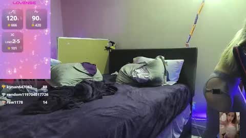 Bubbles online show from 10.18.25