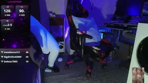 Bubbles online show from 10.25.25