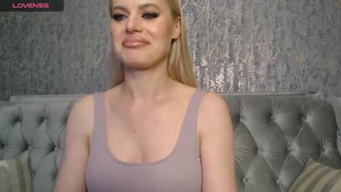 Helen online show from 03.12.25