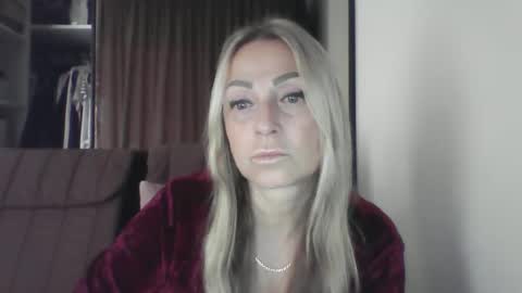 Iren online show from 09.11.25
