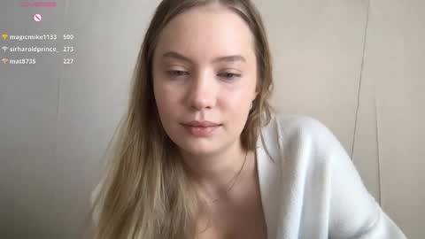 Blondy bunny online show from 04.15.26