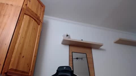 blondyelena online show from 12.13.24