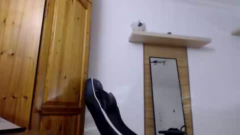 blondyelena online show from 12.15.24