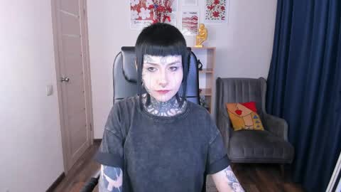 Snapshot of blood__mary chatting on 04.27.26 Mary online show from 04.27.26