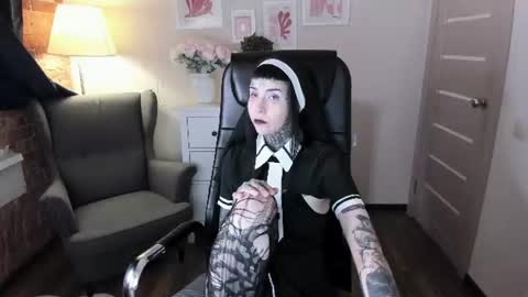 Snapshot of blood__mary chatting on 07.29.26 Mary online show from 07.29.26