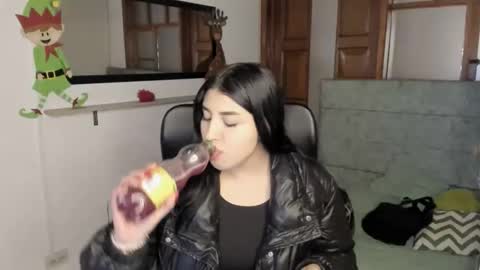 bloom_flower1 online show from 12.15.25