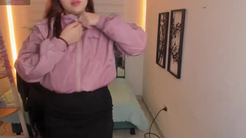 Snapshot of bloom_winxx chatting on 02.24.26 bloom_winxx online show from 02.24.26