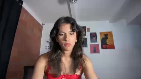 Snapshot of bloomingbella chatting on 10.18.25 Bella Bloom ts online show from 10.18.25