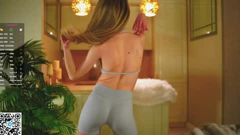 Elly online show from 04.17.26