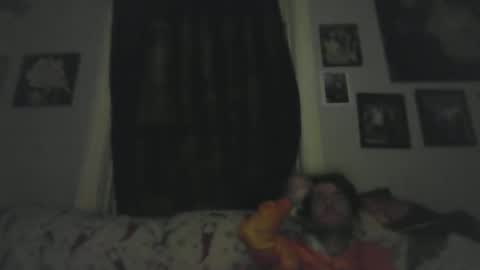 Snapshot of blowme19866 chatting on 01.22.25 blowme19866 online show from 01.22.25