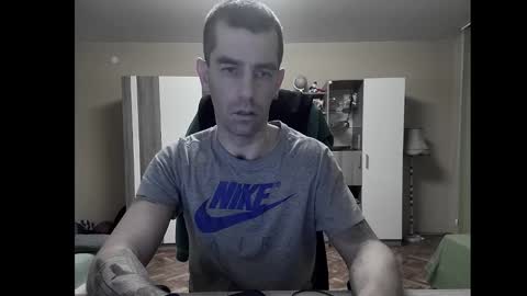 Snapshot of blue_eyed_wolf chatting on 12.19.24 Runaway online show from 12.19.24