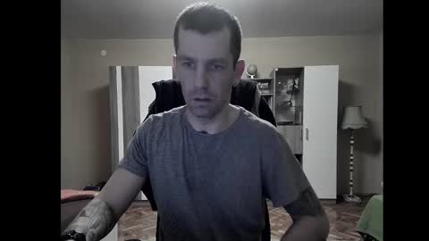 Snapshot of blue_eyed_wolf chatting on 01.14.25 Runaway online show from 01.14.25