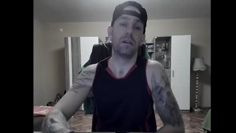 Snapshot of blue_eyed_wolf chatting on 01.23.25 Runaway online show from 01.23.25