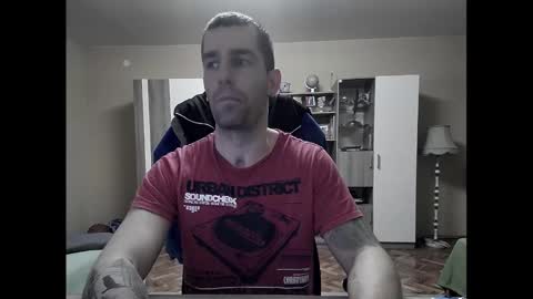 Snapshot of blue_eyed_wolf chatting on 03.05.25 Runaway online show from 03.05.25