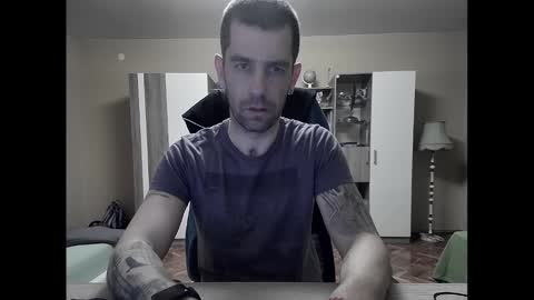 Snapshot of blue_eyed_wolf chatting on 03.08.25 Runaway online show from 03.08.25