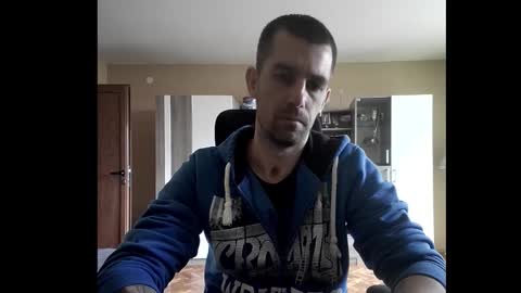 Snapshot of blue_eyed_wolf chatting on 10.16.25 Runaway online show from 10.16.25