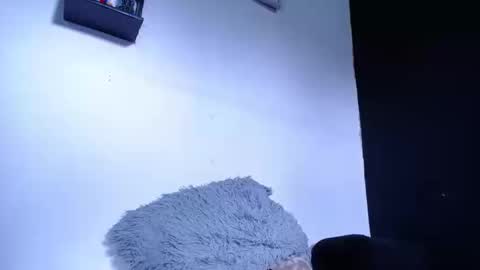 Snapshot of blue_morningstar chatting on 09.23.25 bunbury online show from 09.23.25