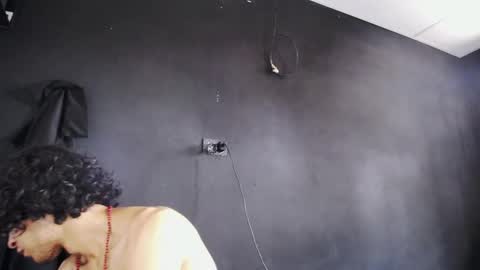 Snapshot of blue_morningstar chatting on 10.11.25 bunbury online show from 10.11.25